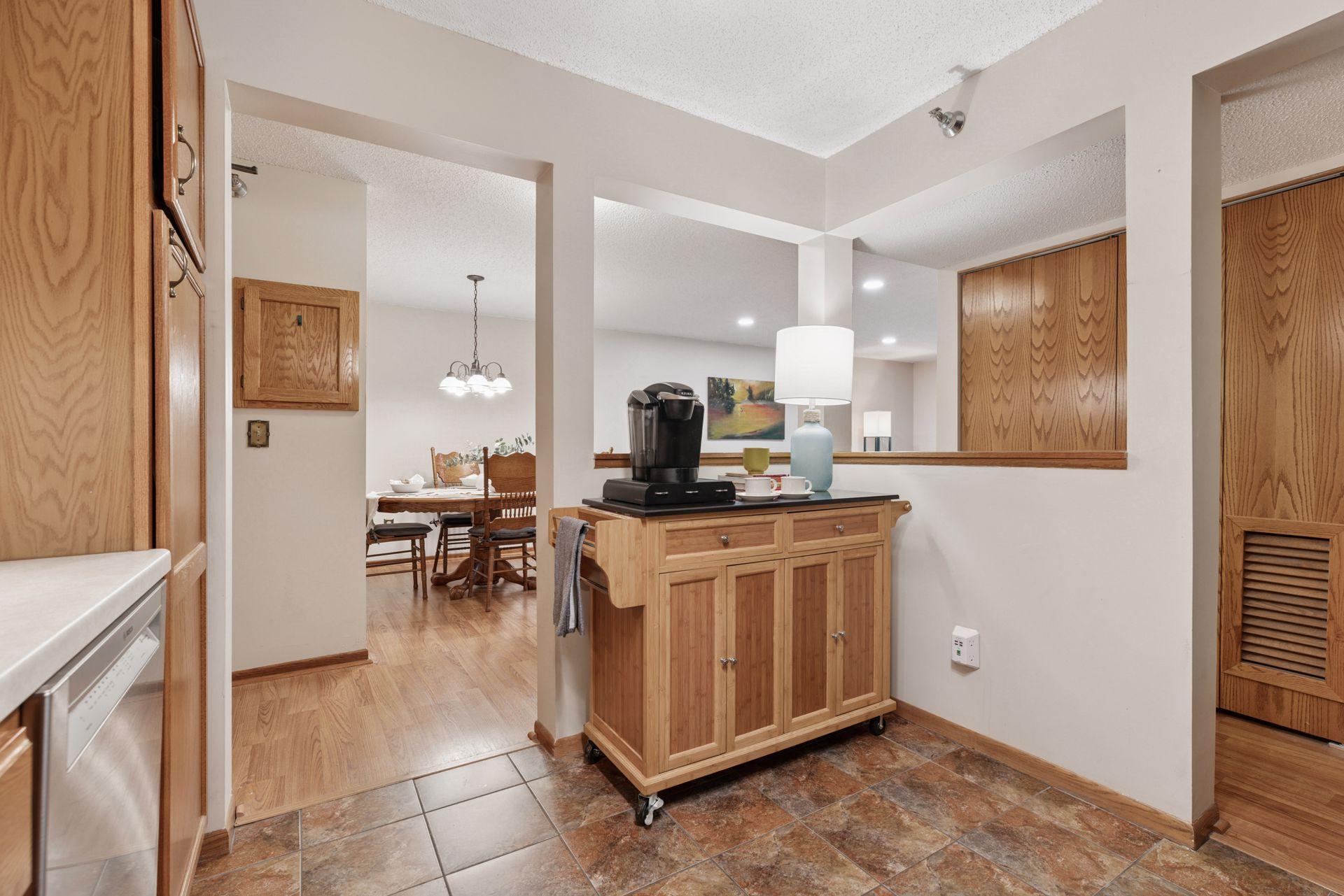 6085 Rowland Road, Unit 109 Minnetonka, MN 55343 - Photo 18 of 46