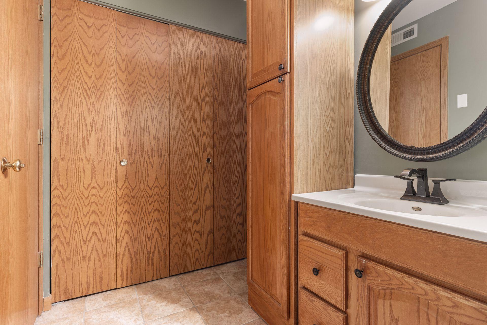 6085 Rowland Road, Unit 109 Minnetonka, MN 55343 - Photo 22 of 46