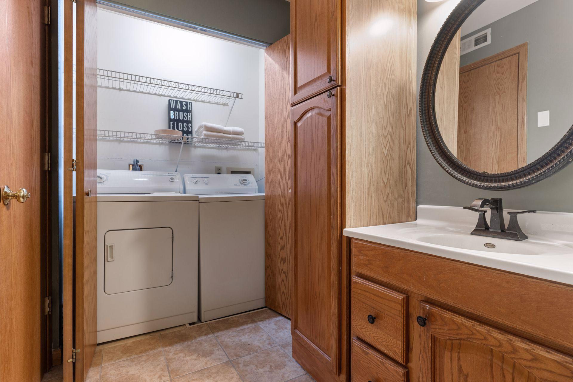 6085 Rowland Road, Unit 109 Minnetonka, MN 55343 - Photo 23 of 46