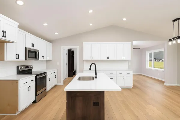 $529,900 | 1769 Arches Drive, Holmen, WI 54636