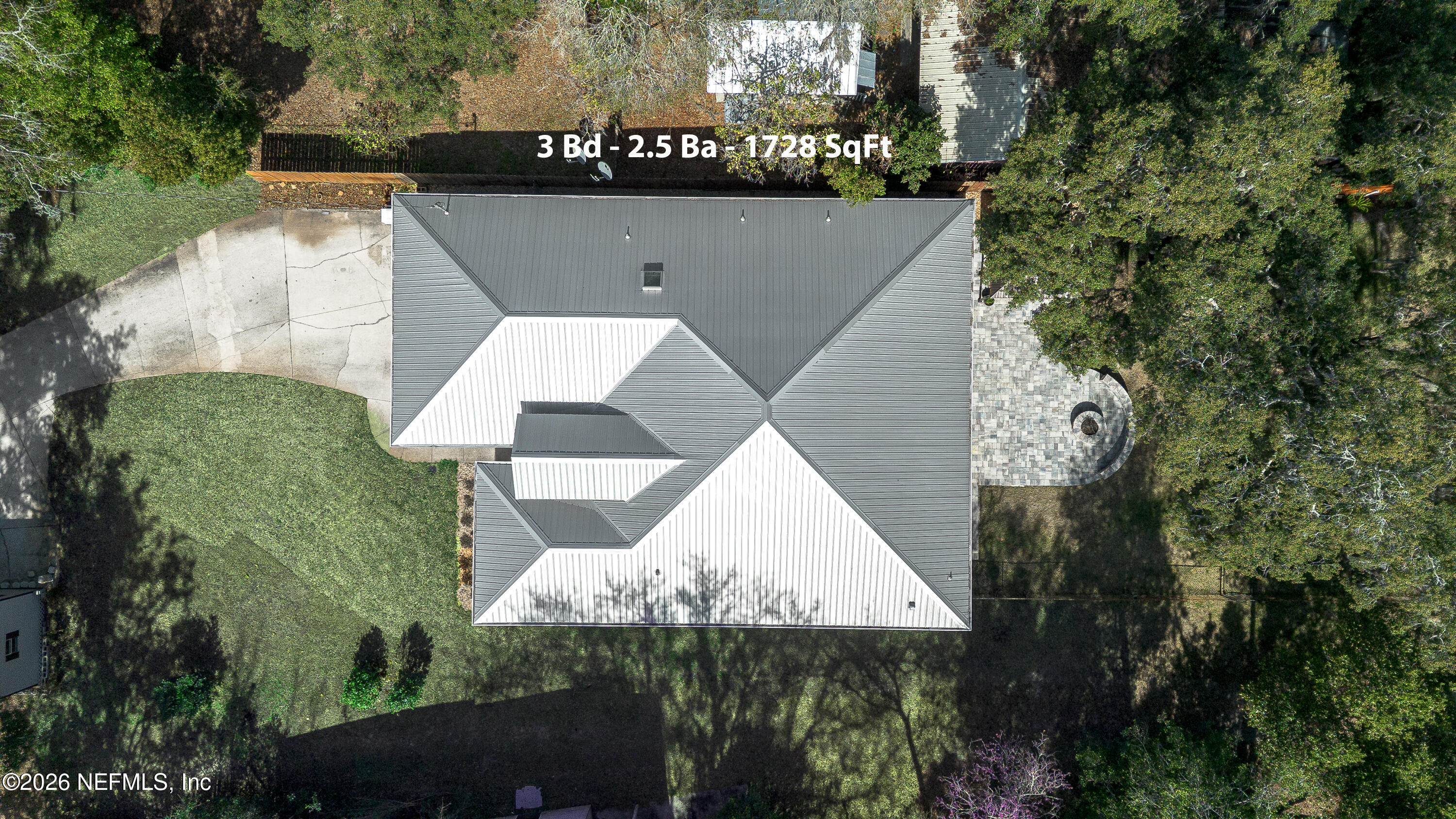 6261 Little Lake Geneva Road Keystone Heights, FL 32656 - Photo 32 of 34 Ext Lot Roof