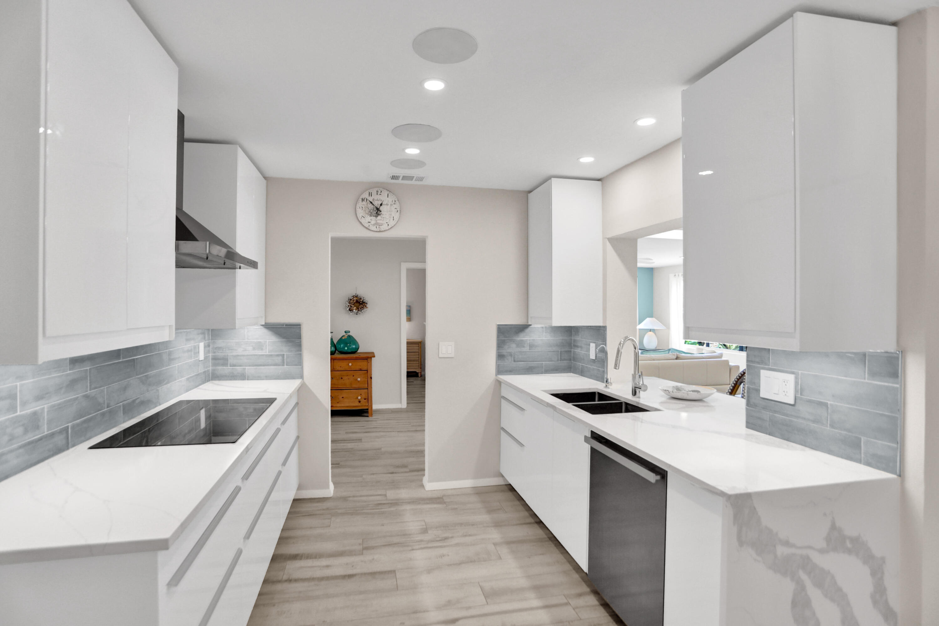 1070 Northwest 10th Street Boca Raton, FL 33486 - Photo 17 of 52 B27I9574