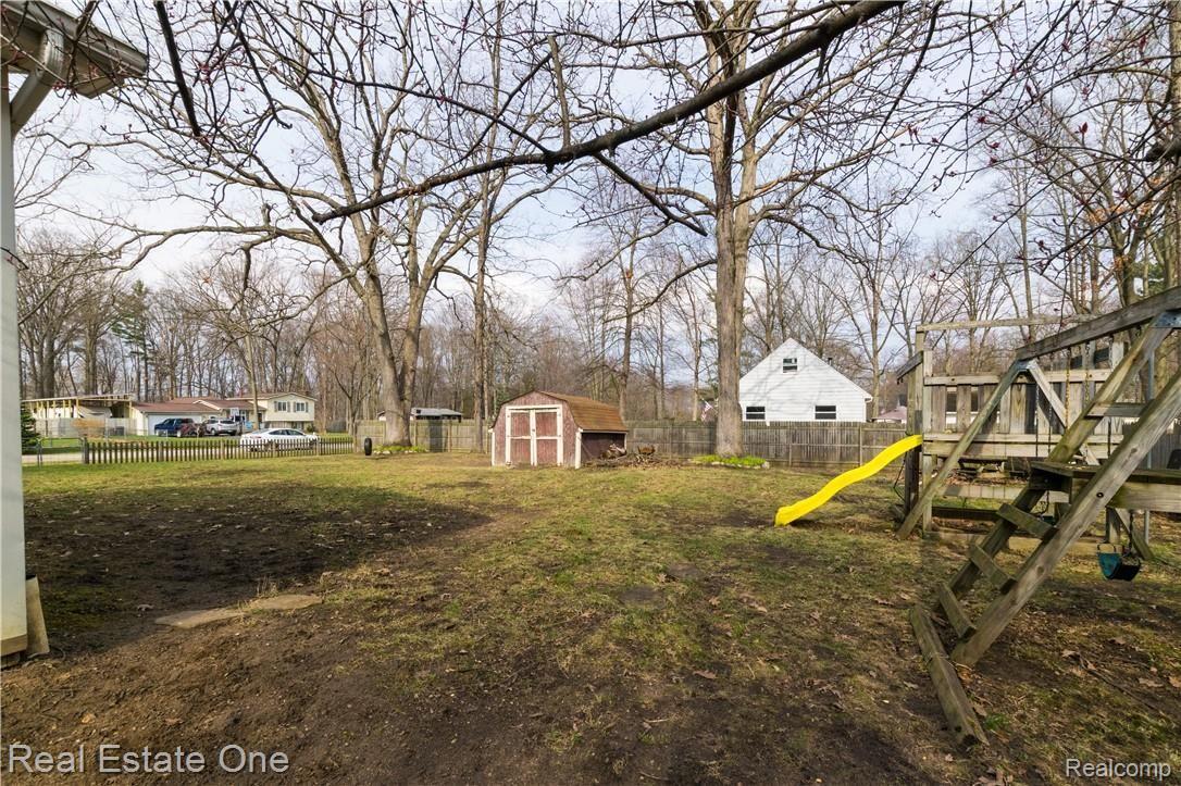 2288 Indian Road Lapeer, MI 48446 - Photo 29 of 29 2288IndianRd-10.jpg