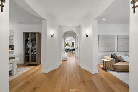 $6,995,000 | 15 Seabluff, Newport Beach, CA 92660