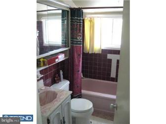 22 Crystal Road Levittown, PA 19057 - Photo 3 of 6 Bathroom