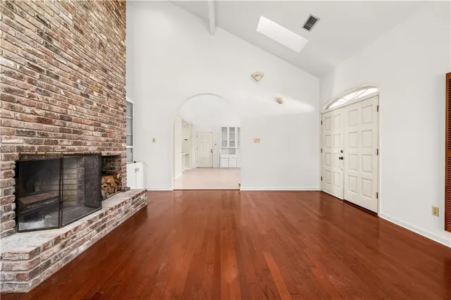 $295,000 | 4055 Huntwick Boulevard, Alexandria, LA 71303