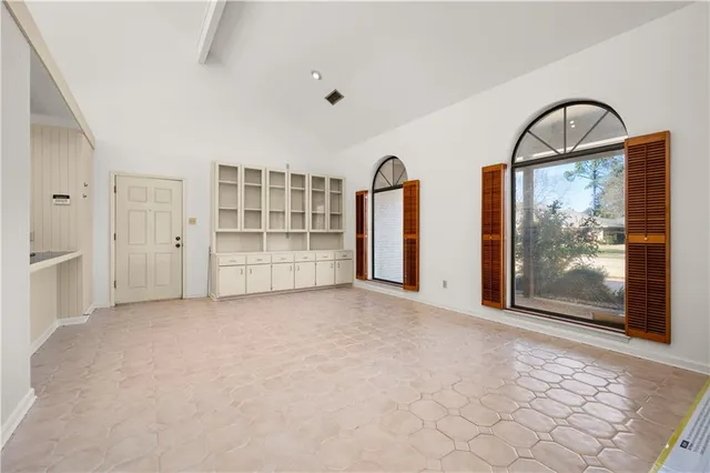 $295,000 | 4055 Huntwick Boulevard, Alexandria, LA 71303