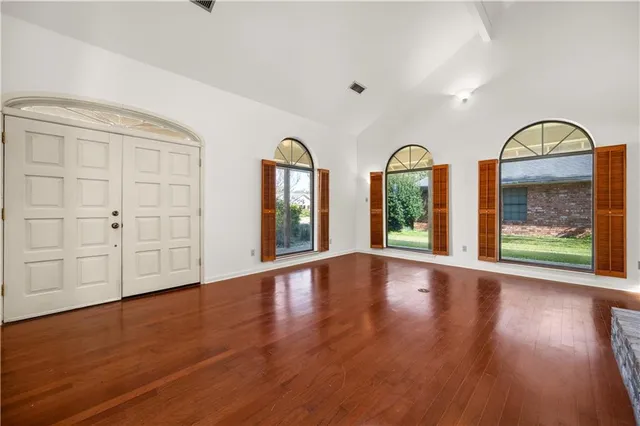 $295,000 | 4055 Huntwick Boulevard, Alexandria, LA 71303