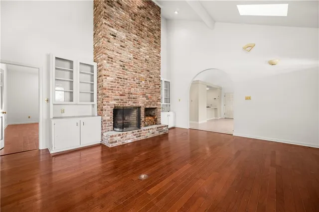 $295,000 | 4055 Huntwick Boulevard, Alexandria, LA 71303