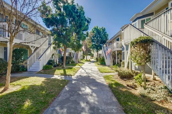 $475,000 | 12616 Lakeshore Drive, Unit 1, Lakeside, CA 92040