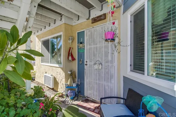 a view of entryway
