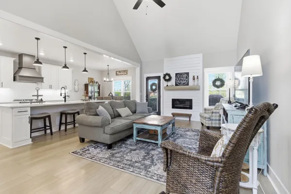 $479,900 | 297 Bluebell Drive, Clarksville, TN 37043