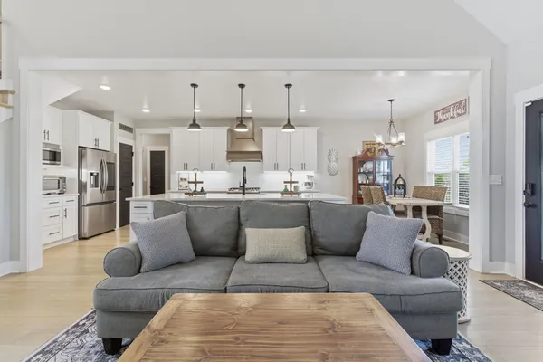 $479,900 | 297 Bluebell Drive, Clarksville, TN 37043