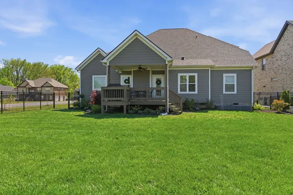 $479,900 | 297 Bluebell Drive, Clarksville, TN 37043