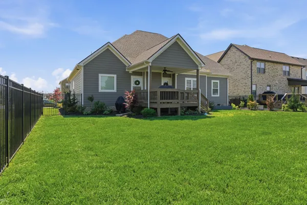 $479,900 | 297 Bluebell Drive, Clarksville, TN 37043