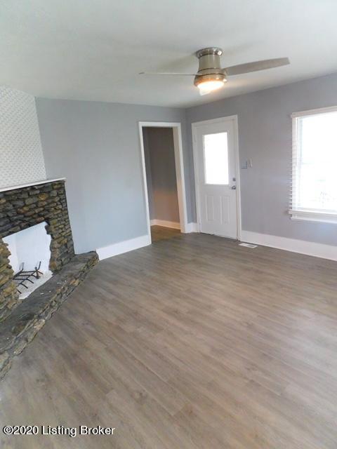 4002 R Grand Louisville, KY 40211 - Photo 6 of 16 IMG_2104