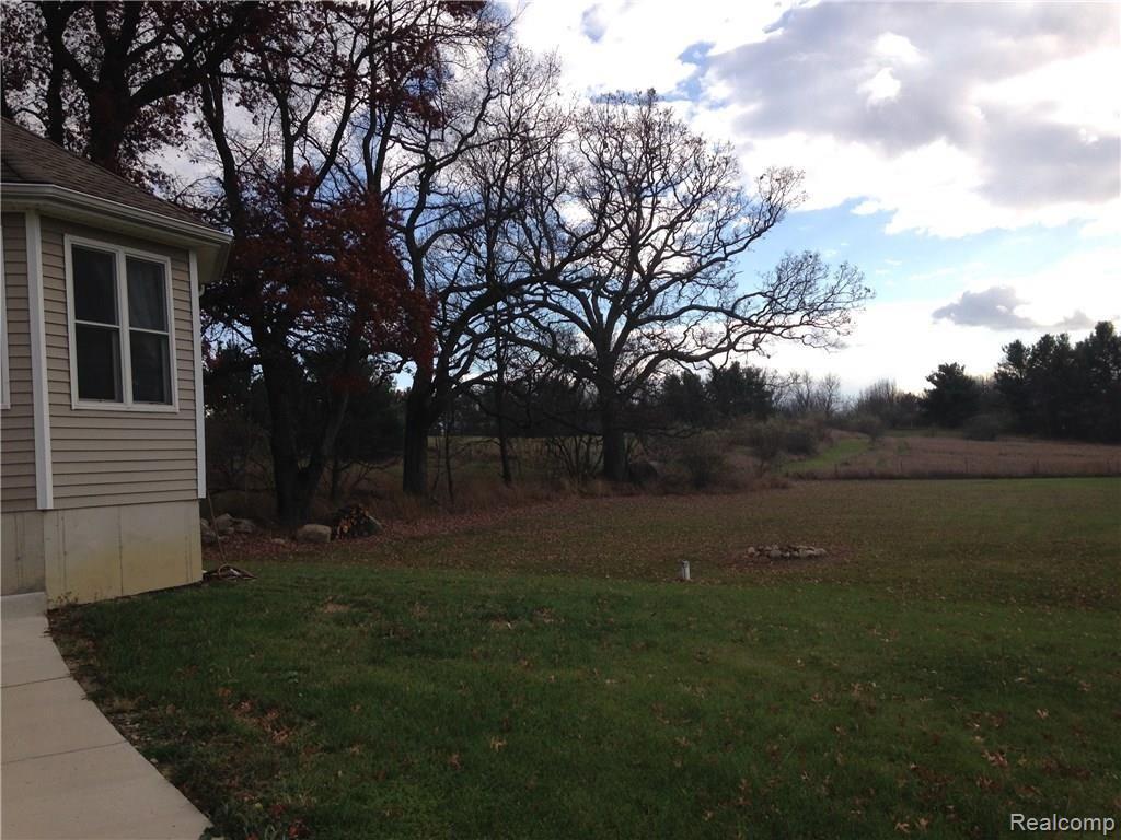 5345 Bentley Lake Road Howell, MI 48843 - Photo 14 of 15