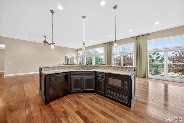 $649,900 | 3014 Bear Ridge Drive, Wentzville, MO 63385