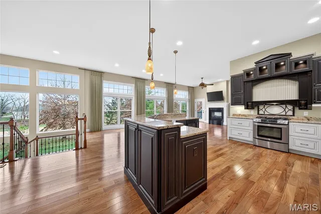 $649,900 | 3014 Bear Ridge Drive, Wentzville, MO 63385
