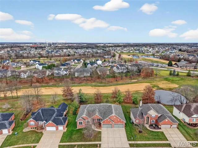 $649,900 | 3014 Bear Ridge Drive, Wentzville, MO 63385