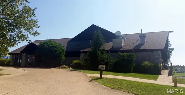 $649,900 | 3014 Bear Ridge Drive, Wentzville, MO 63385