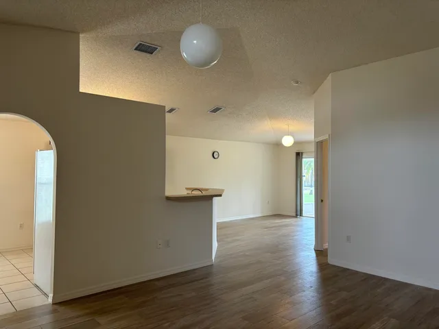 $2,200 | 1776 Vista Lake Circle, Melbourne, FL 32904