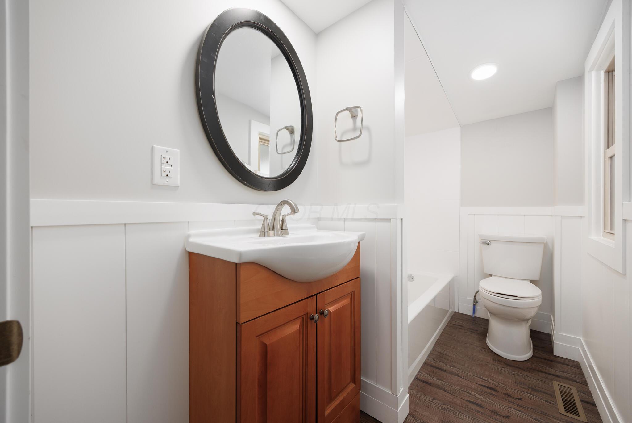 2182 Frank Road Columbus, OH 43223 - Photo 19 of 42 0319 Bo 2182 Frank Rd-53_(2048)