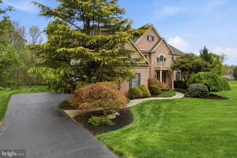 $1,199,000 | 16 Chestnut Lane, North Wales, PA 19454