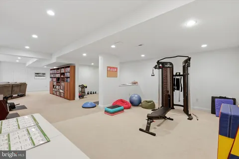 $1,199,000 | 16 Chestnut Lane, North Wales, PA 19454