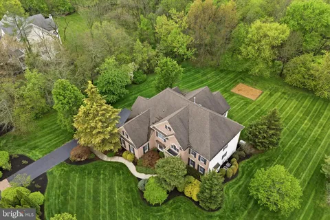 $1,199,000 | 16 Chestnut Lane, North Wales, PA 19454