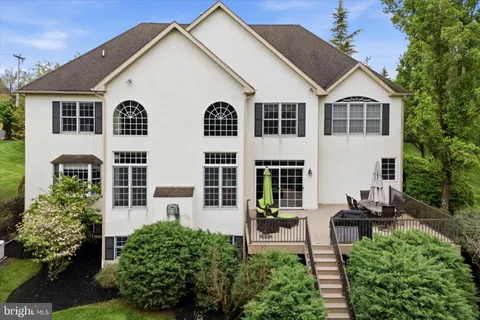 $1,199,000 | 16 Chestnut Lane, North Wales, PA 19454