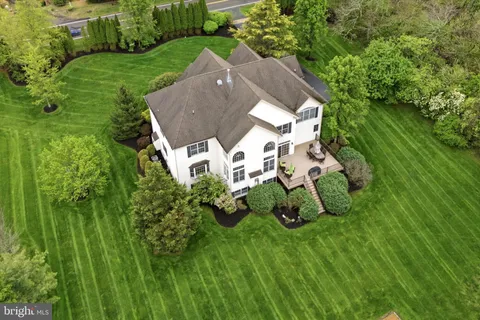 $1,199,000 | 16 Chestnut Lane, North Wales, PA 19454