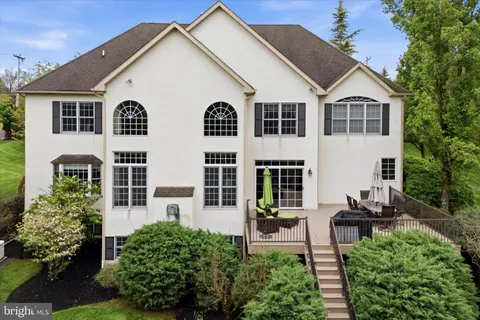 $1,199,000 | 16 Chestnut Lane, North Wales, PA 19454
