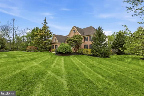 $1,199,000 | 16 Chestnut Lane, North Wales, PA 19454