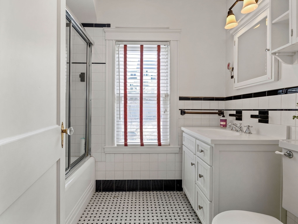 124 Westchester Road Boston, MA 02130 - Photo 18 of 26 Gallery Image 18