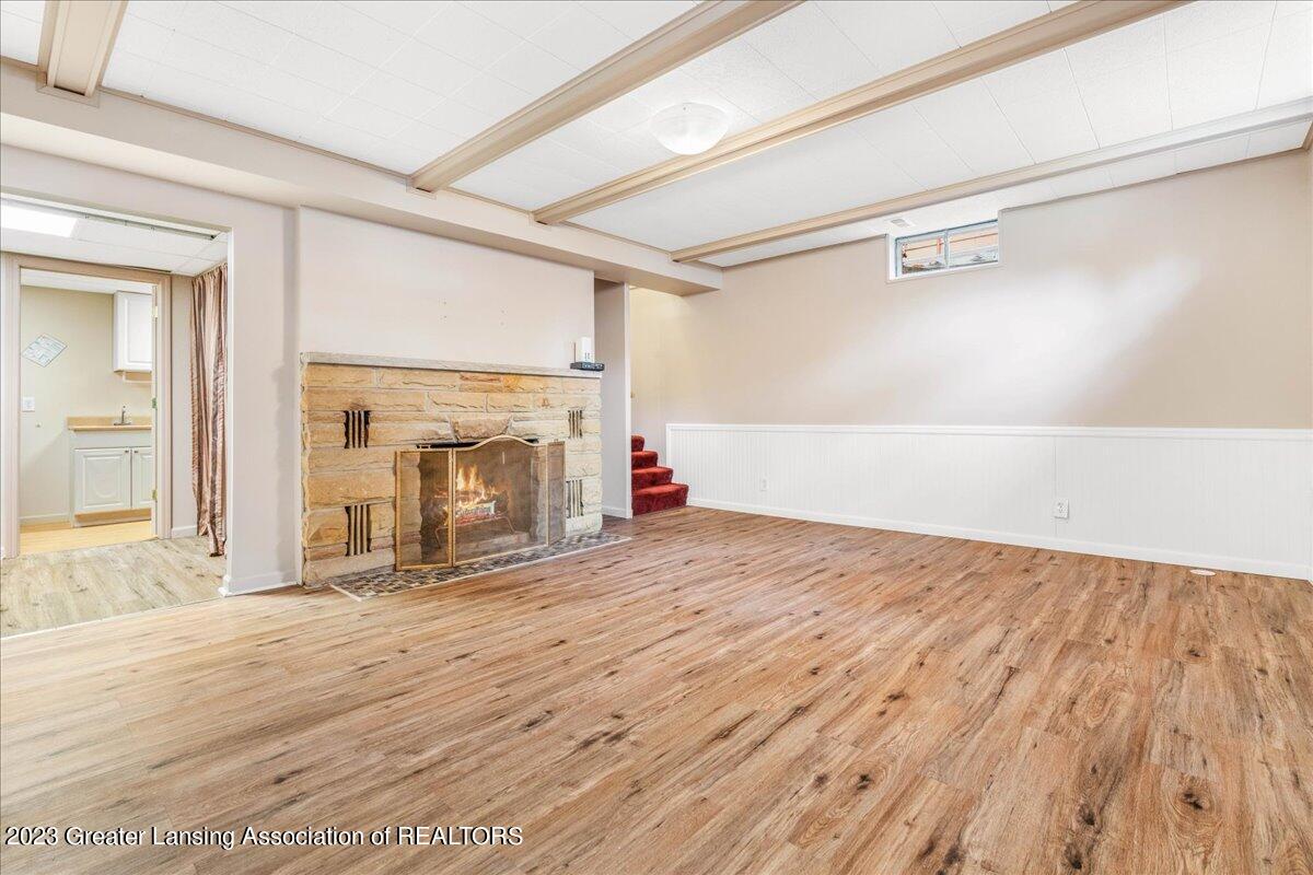 946 Delridge Road East Lansing, MI 48823 - Photo 17 of 28 29-Media Jett-18