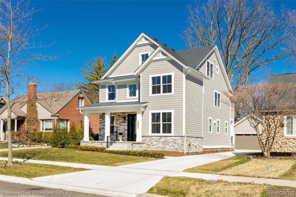 2093 Pembroke Road Birmingham, MI 48009 - Photo 2 of 57
