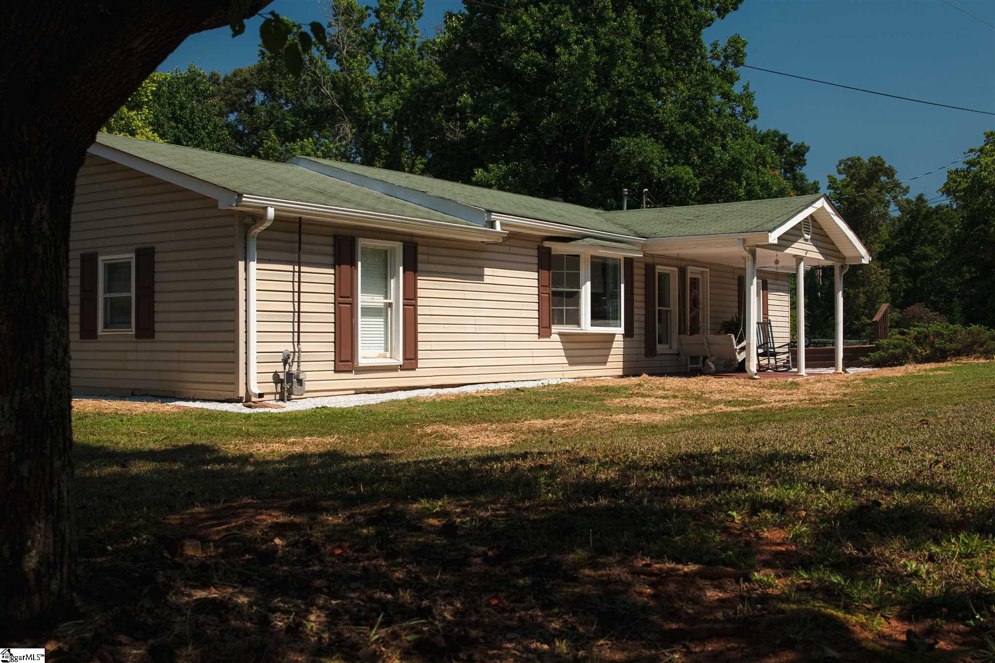 258 Friendship Road Seneca, SC 29678 - Photo 1 of 32 Gallery Image 1