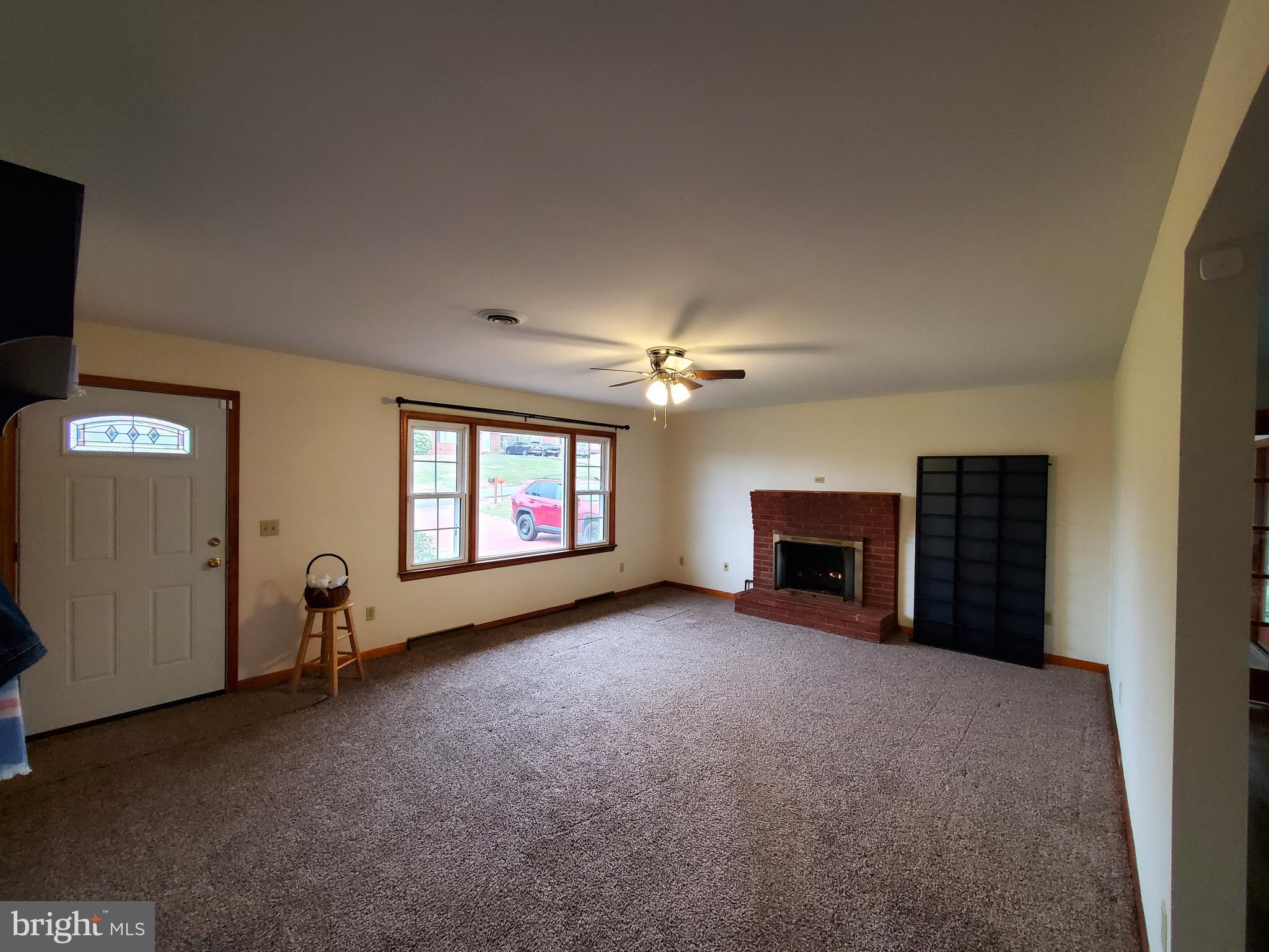 441 Azalea Street Culpeper, VA 22701 - Photo 5 of 41 Gallery Image 5