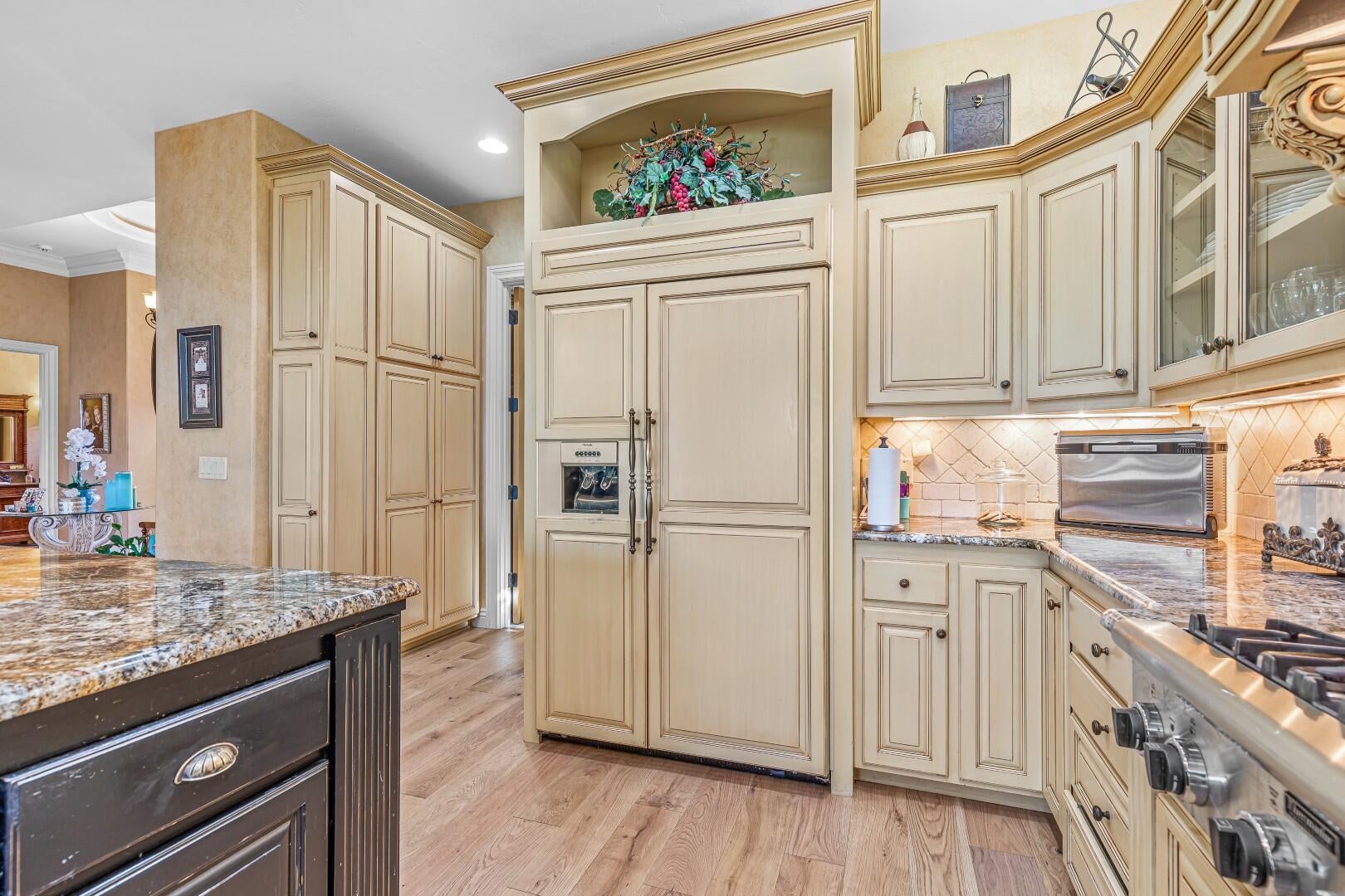 4270 Evening Ridge Terrace Medford, OR 97504 - Photo 23 of 89 9R9A9380
