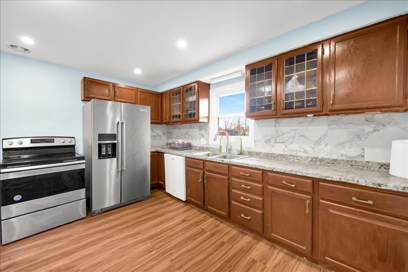 2829 Country Club Road Endwell, NY 13760 - Photo 11 of 23