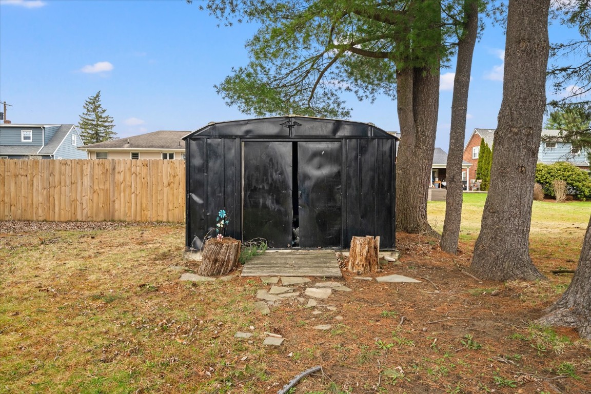 2829 Country Club Road Endwell, NY 13760 - Photo 18 of 23