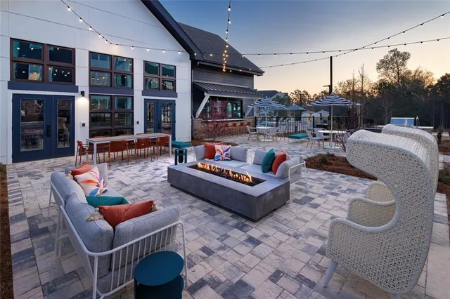 $1,526 | 5617 Oakley Industrial Boulevard, Unit A1, Fairburn, GA 30213