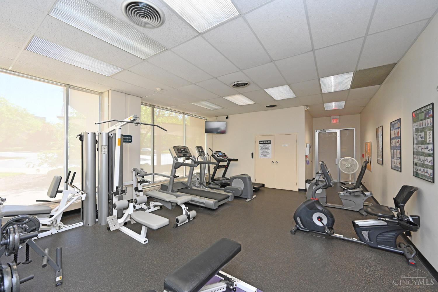 2324 Madison Road, Unit 703 Cincinnati, OH 45208 - Photo 34 of 35 Gallery Image 34