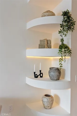 $13,500 | 17827 Miranda Street, Encino, CA 91316