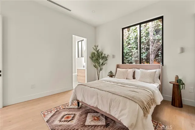 $13,499 | 17827 Miranda Street, Encino, CA 91316