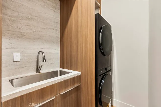 $13,499 | 17827 Miranda Street, Encino, CA 91316