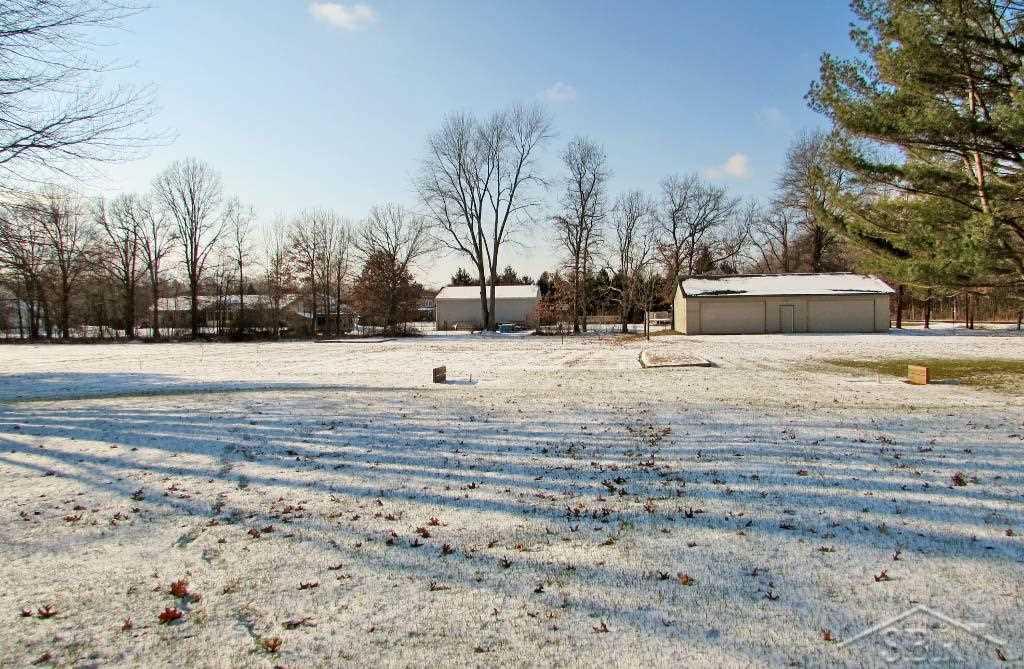 2743 North Stark Road Midland, MI 48642 - Photo 11 of 46 50062567-10.JPG