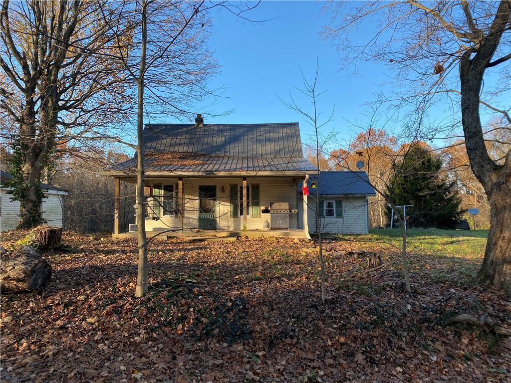 2645 East Macel Road Bloomfield, IN 47424 - Photo 2 of 15