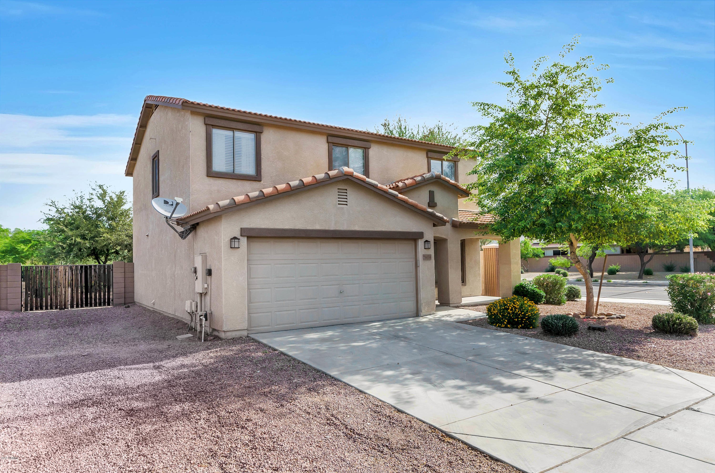 16074 West Calavar Road Surprise, AZ 85379 - Photo 3 of 33 TOD_1386